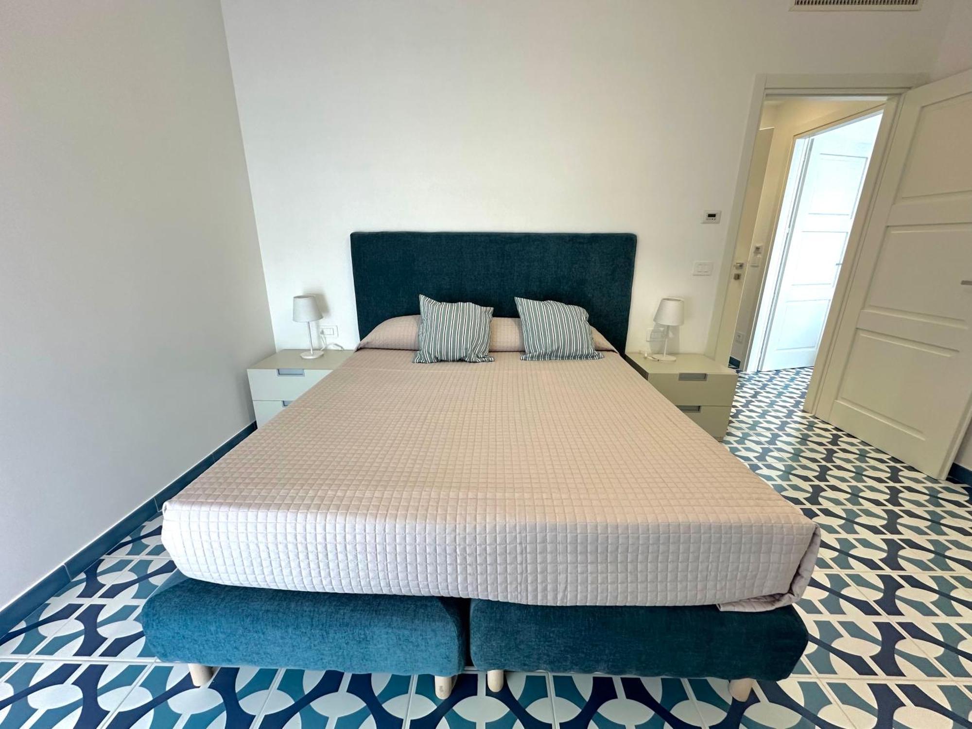 Blumare Amalfi Coast Apartment Maiori Luaran gambar
